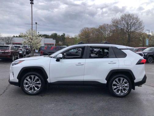 Wind Chill Pearl 2023 Toyota RAV4 XLE Premium