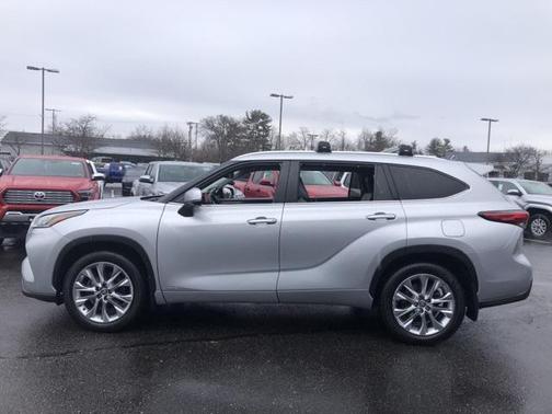 2023 Toyota Highlander Hybrid Limited