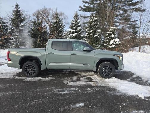 2026 Toyota Tundra Hybrid Platinum