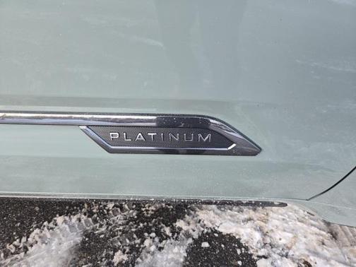 2026 Toyota Tundra Hybrid Platinum