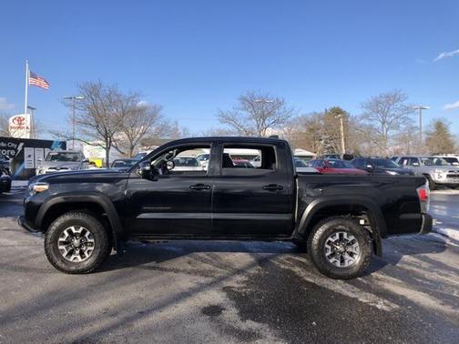 2023 Toyota Tacoma TRD Off Road