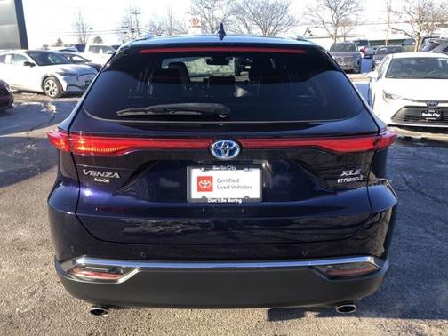 2021 Toyota Venza XLE