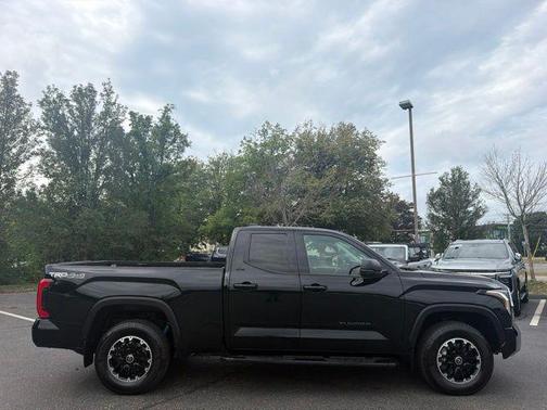 Midnight Black Metallic 2024 Toyota Tundra SR5