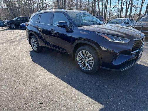Blueprint 2026 Toyota Highlander Hybrid Platinum