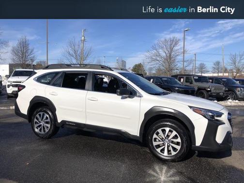 2025 Subaru Outback Base