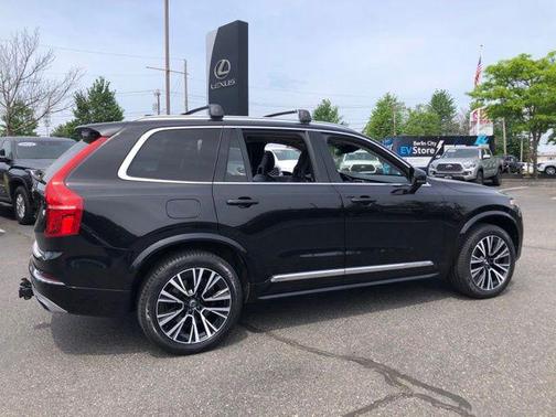 Onyx Black Metallic 2021 Volvo XC90 Recharge Plug-In Hybrid T8 Inscription Expression 7 Passenger