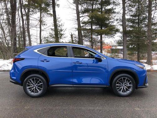 2022 Lexus NX 350h Premium