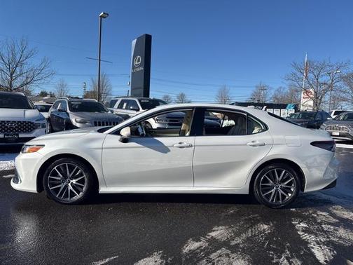 2022 Toyota Camry XLE