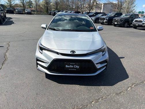 Classic Silver Metallic/Midnight Black Metallic 2026 Toyota Corolla XSE