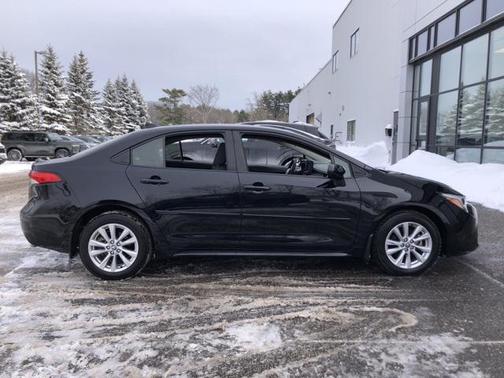 2023 Toyota Corolla Hybrid LE