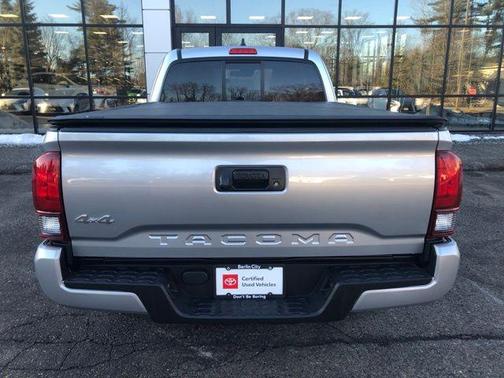 2022 Toyota Tacoma SR