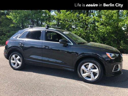 Mythos Black Metallic 2020 Audi Q3 45 Premium