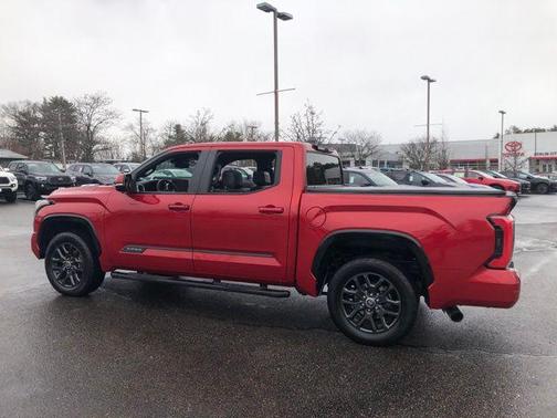 2023 Toyota Tundra Hybrid Platinum