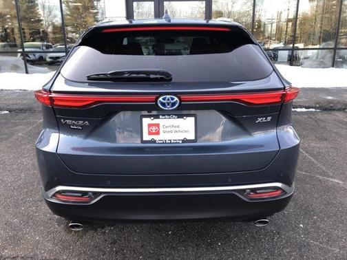 2024 Toyota Venza XLE