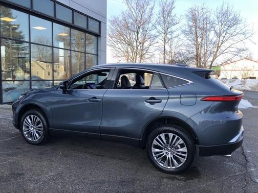 2024 Toyota Venza XLE