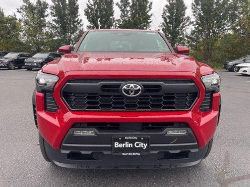 2025 Toyota Tacoma Hybrid TRD Off Road