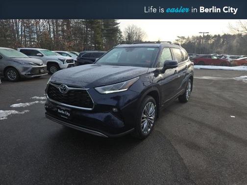 2026 Toyota Highlander Hybrid Platinum