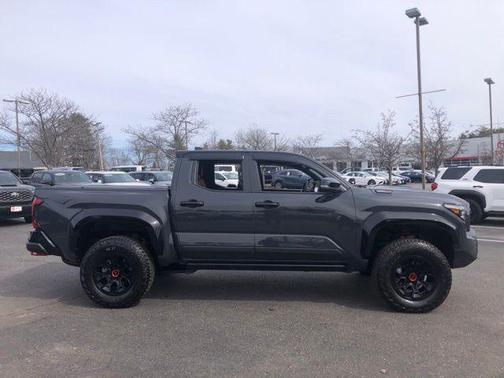 2025 Toyota Tacoma Hybrid TRD Pro