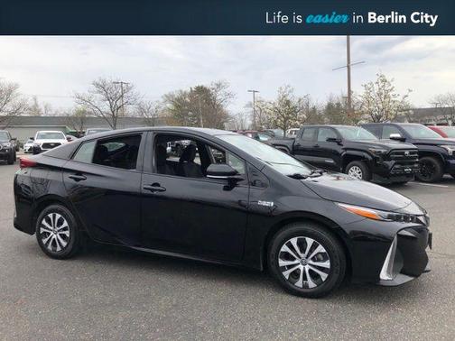 Midnight Black Metallic 2020 Toyota Prius Prime LE