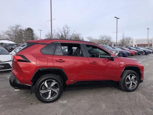 2024 Toyota RAV4 Prime SE