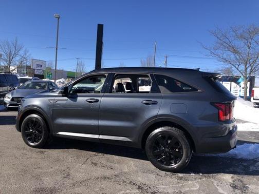 2021 Kia Sorento S