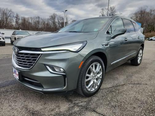 2023 Buick Enclave Essence AWD