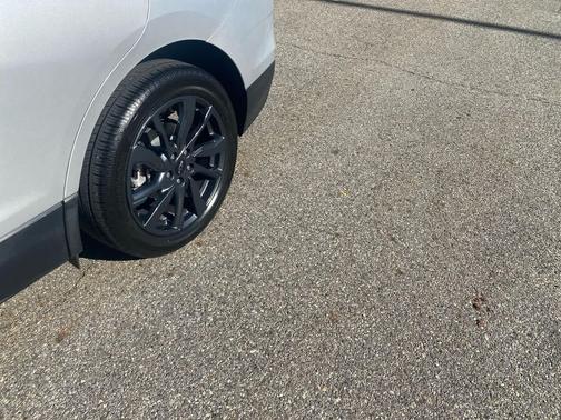 2022 Chevrolet Equinox FWD RS