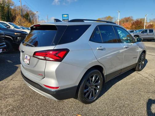 2022 Chevrolet Equinox FWD RS