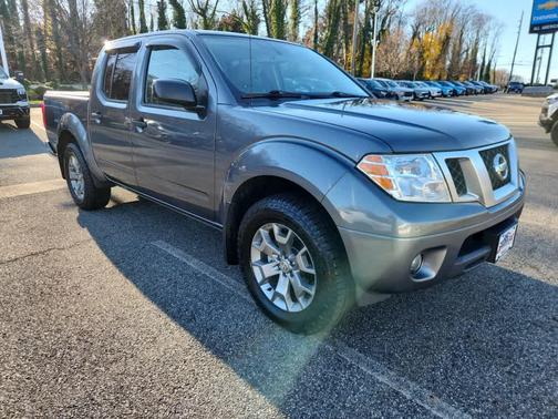 2021 Nissan Frontier SV