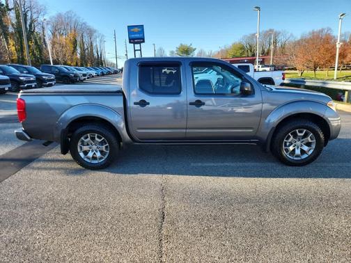2021 Nissan Frontier SV