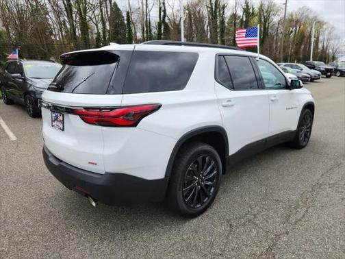 2022 Chevrolet Traverse RS