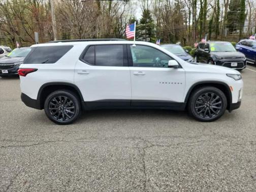 2022 Chevrolet Traverse RS
