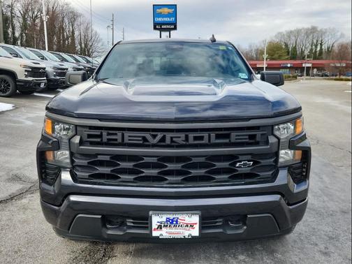 2022 Chevrolet Silverado 1500 Custom