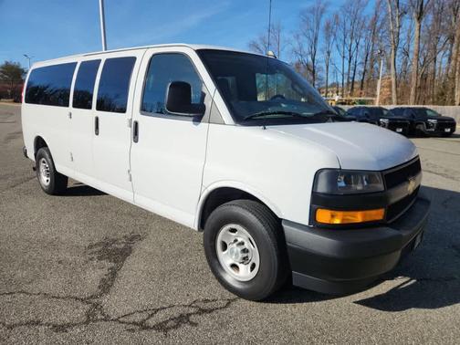 2023 Chevrolet Express 3500 RWD 3500 Extended Wheelbase LS