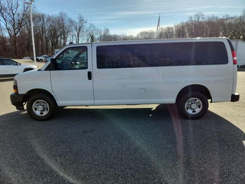 2023 Chevrolet Express 3500 RWD 3500 Extended Wheelbase LS