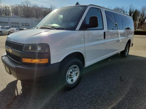 2023 Chevrolet Express 3500 RWD 3500 Extended Wheelbase LS
