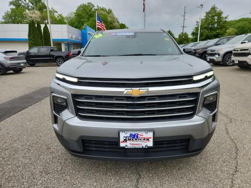 Sterling Gray Metallic 2025 Chevrolet Traverse LT