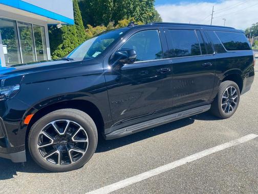 2021 Chevrolet Suburban RST