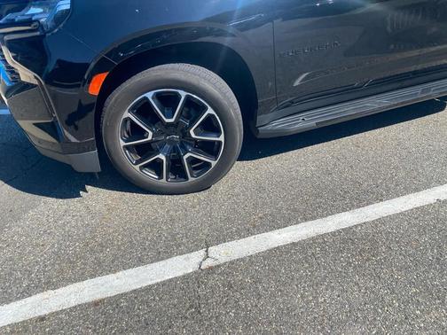 2021 Chevrolet Suburban RST