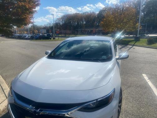2022 Chevrolet Malibu FWD RS