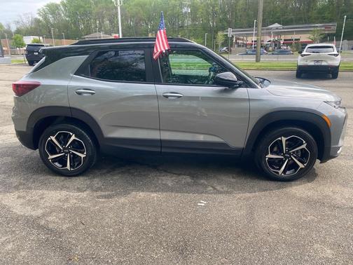 Sterling Gray Metallic 2023 Chevrolet Trailblazer RS
