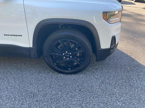 Summit White 2023 GMC Acadia AWD SLT