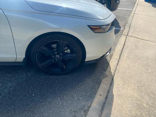 2023 Honda Accord Hybrid Base