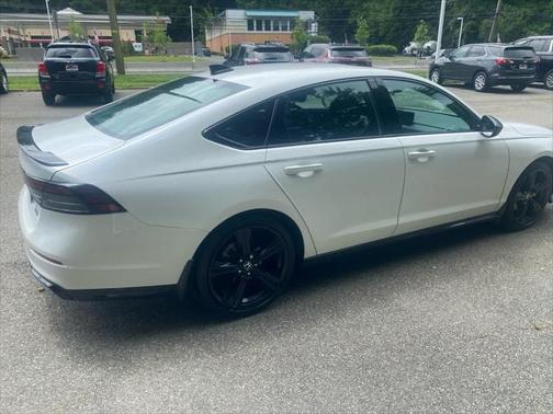 2023 Honda Accord Hybrid Base