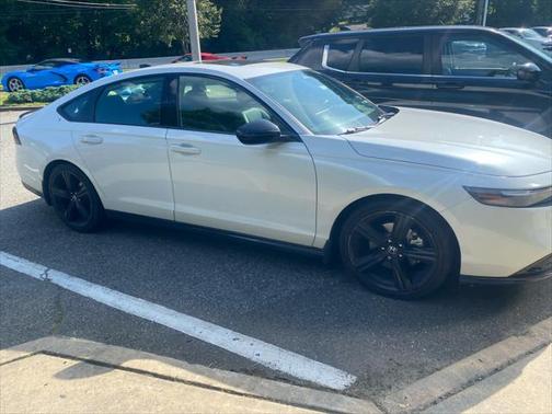 2023 Honda Accord Hybrid Base