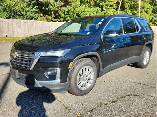 2022 Chevrolet Traverse LT Cloth