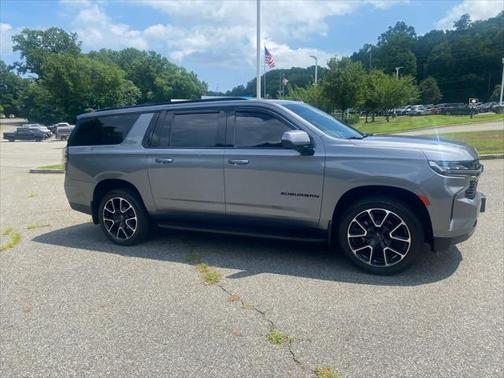 2021 Chevrolet Suburban RST