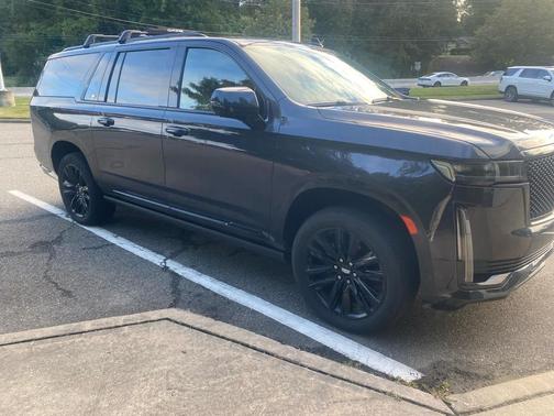 2022 Cadillac Escalade ESV Sport Platinum