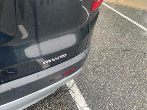 2022 GMC Acadia AWD SLT