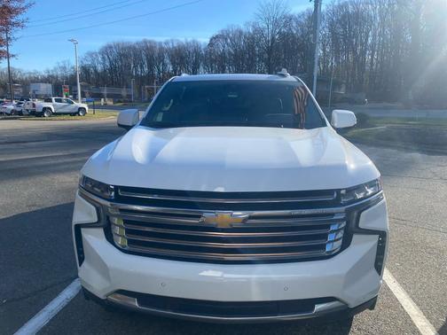 2023 Chevrolet Suburban 4WD High Country